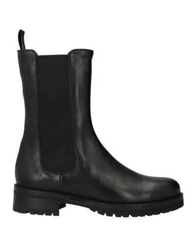 Truman's Woman Ankle Boots Black Size 8 Leather