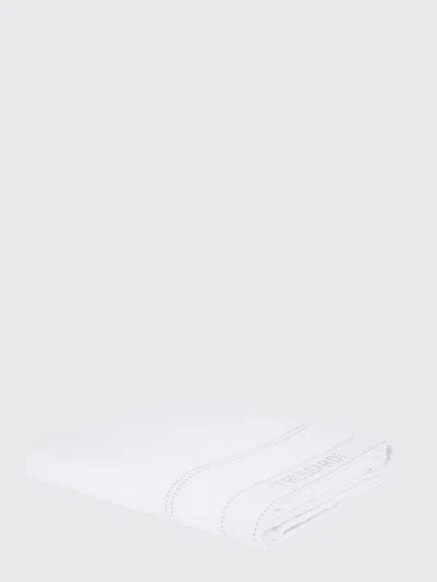Trussardi Bath And Beach Towels Lifestyle In White