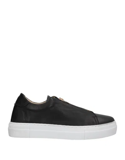 Tsd12 Sneakers In Black