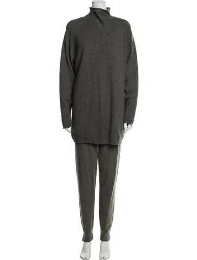 Pre-owned Tse Cashmere Cashmere Pant Set In Green