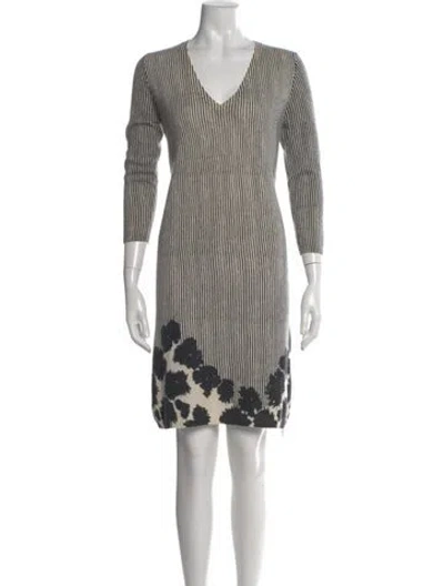 Pre-owned Tse Cashmere Knee-length Dress In Neutral
