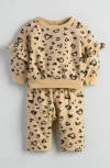 Tucker + Tate Ruffle Trim Sweatshirt & Sweatpants Set In Neutral