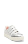 Tucker + Tate Teagin Sneaker In Silver