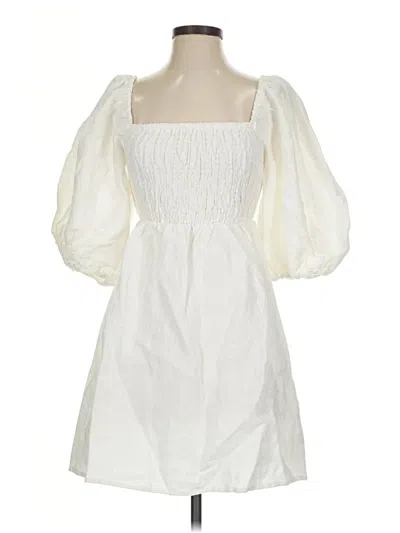 Pre-owned Tuckernuck Casual Dress In White