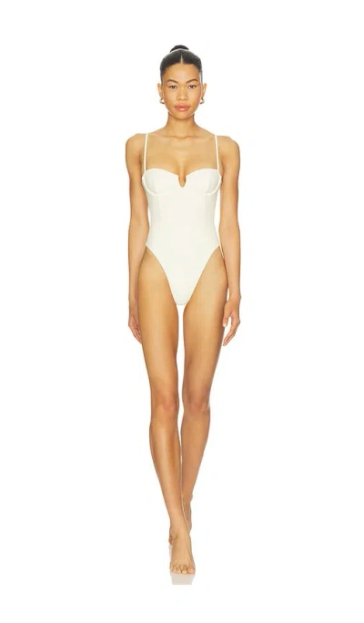 Tularosa Siggy One Piece In White