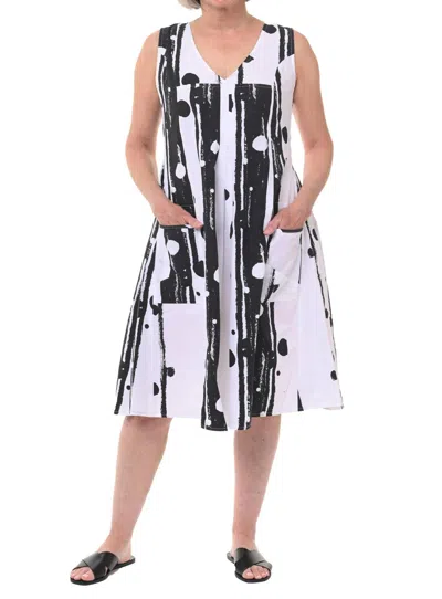 Tulip Clothing Poppie Dress In Floating Bubbles In White