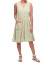 Tulip Clothing Poppie Dress In Green/white Houndstooth