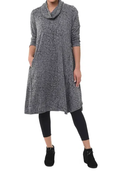Tulip Clothing Taylen Dress In Canyon Squiggle In Gray