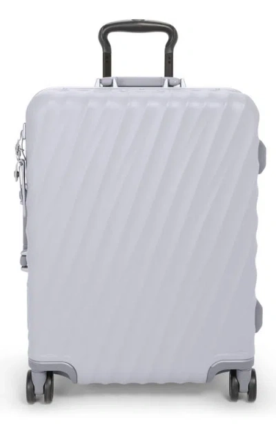 Tumi 19 Degrees 22-inch Continental Expandable Spinner Carry-on Bag In Pearl Grey Texture