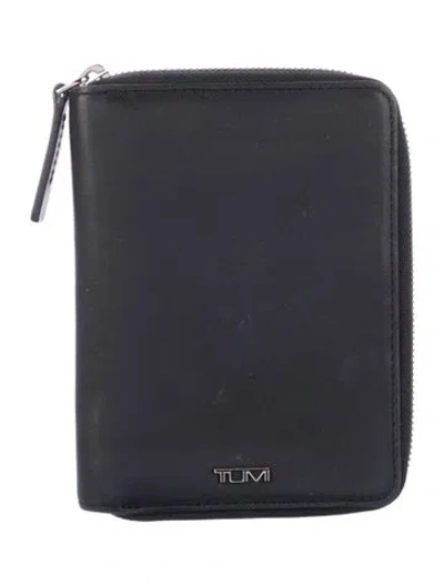 Pre-owned Tumi Leather Compact Wallet In Black