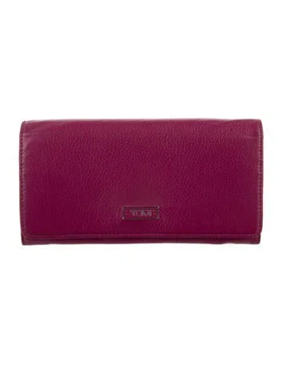Pre-owned Tumi Leather Continental Wallet In Pink