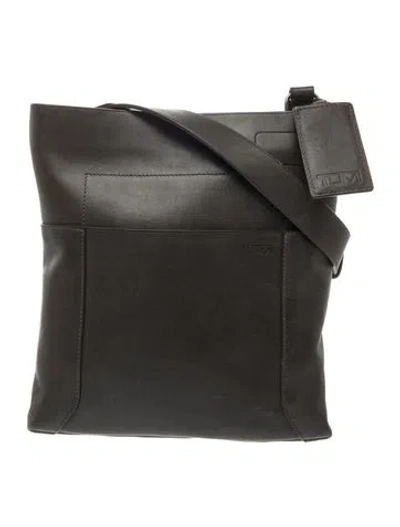 Pre-owned Tumi Leather Shoulder Bag In Black
