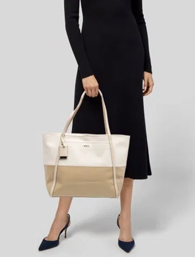 Pre-owned Tumi Leather Tote In Neutrals