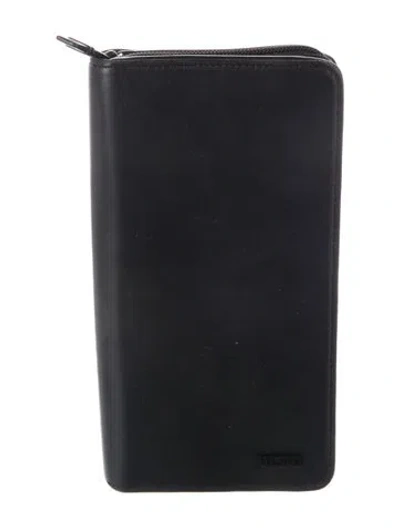 Pre-owned Tumi Leather Wallet In Black