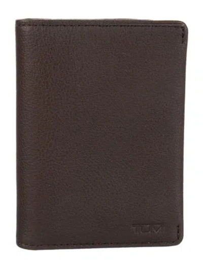 Pre-owned Tumi Leather Wallet In Brown