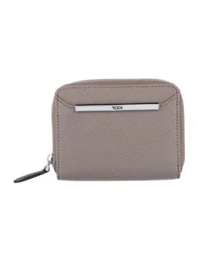 Pre-owned Tumi Leather Wallet In Green
