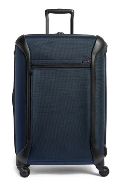 Tumi Medium Trip 28-inch Spinner Packing Case