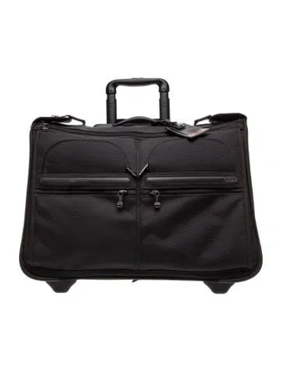 Pre-owned Tumi Men's Luggage In Black