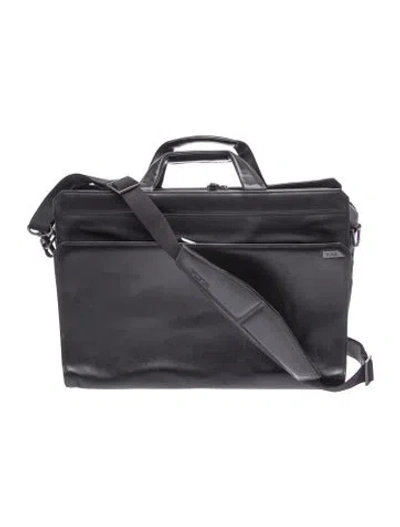 Pre-owned Tumi Nylon Briefcase In Black