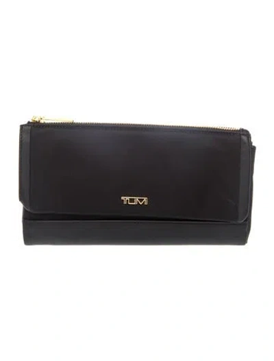 Pre-owned Tumi Nylon Clutch In Black