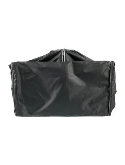 Pre-owned Tumi Nylon Clutch In Green