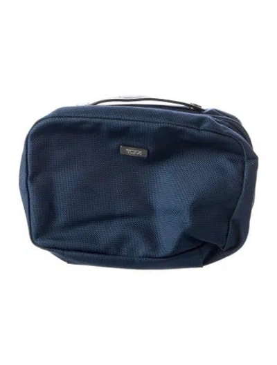 Pre-owned Tumi Nylon Cosmetic Bag In Blue