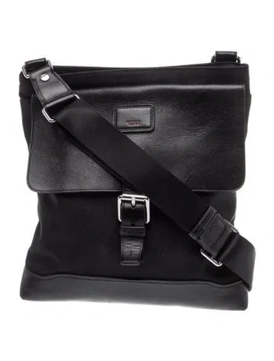 Pre-owned Tumi Nylon Shoulder Bag In Black