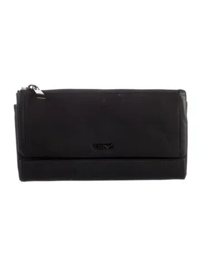 Pre-owned Tumi Nylon Wristlet In Black