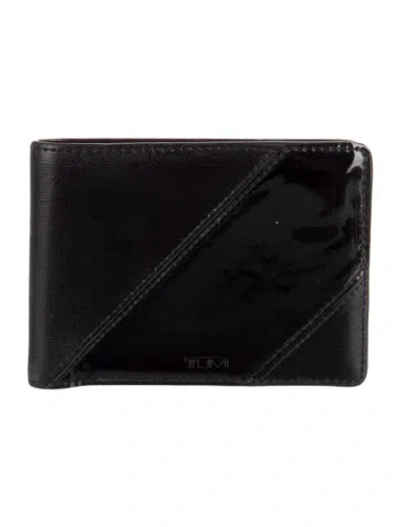 Pre-owned Tumi Patent Leather Wallet In Black