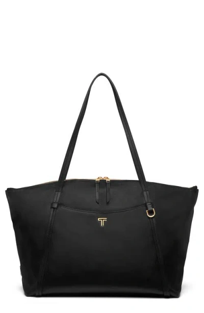 Tumi Voyageur Q Tote In Black