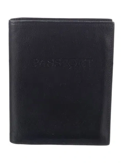 Pre-owned Tumi Solid Leather Passport Holder In Black