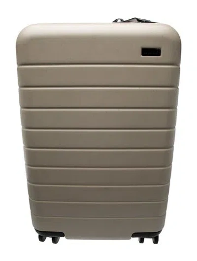 Pre-owned Tumi Suitcase In Grey