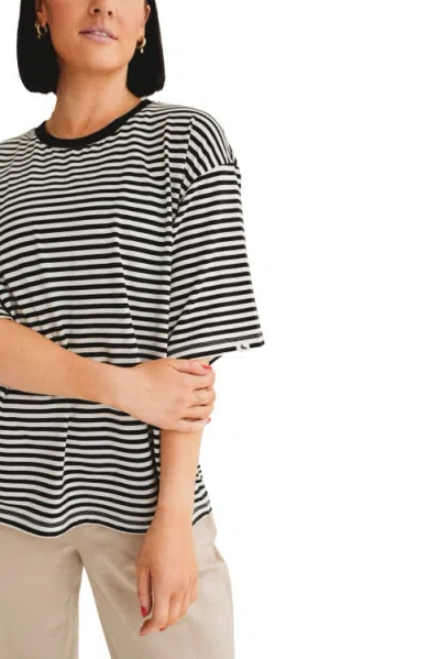 Turtledove London Organic Cotton Elsie Oversized T-shirt In Multi