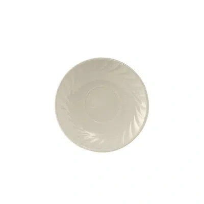 Tuxton 6" Saucer In Eggshell White