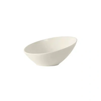Tuxton Alumatux Slant 10.5 oz Soup Bowl In Pearl White