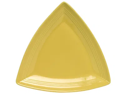 Tuxton Concentrix Triangle Plate 12-1/2", 6 Pieces In Yellow