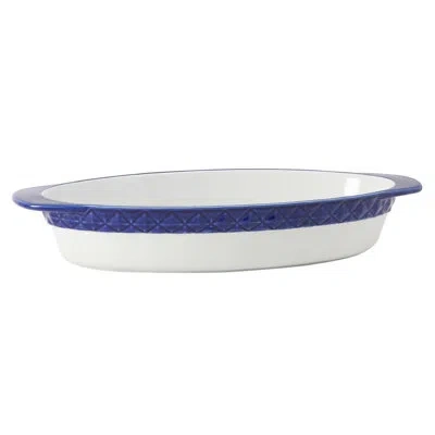 Tuxton Displaytux Casserole Oval 3-1/2qt 17-3/4"(15-3/4" W/o Handle)x8-1/2"x3" In Bright White,blue