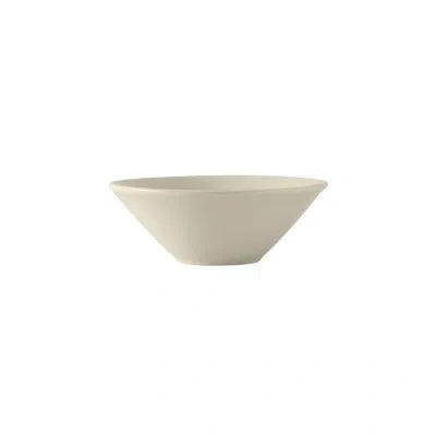 Tuxton Duratux Tapered 18 Fl Oz. Serving Bowl In Eggshell White