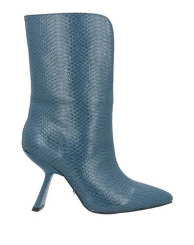 Twenty Four Haitch Woman Ankle Boots Pastel Blue Size 8 Leather