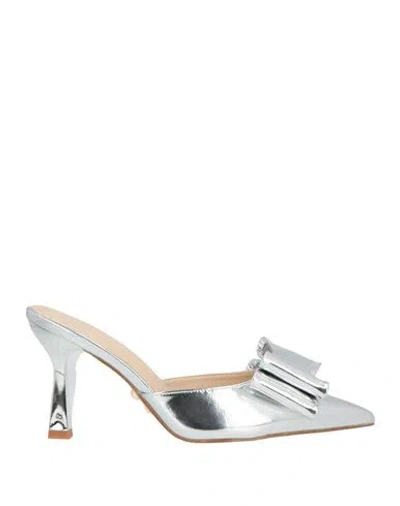 Twenty Four Haitch Woman Mules & Clogs Silver Size 8 Synthetic Material