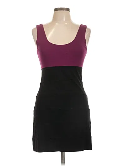 Pre-owned Twenty One Cocktail Dress In Burgundy