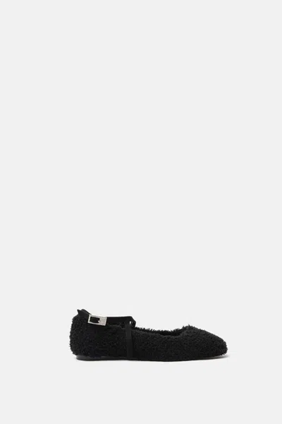 Twentyfourhaitch Low Shoes In Black