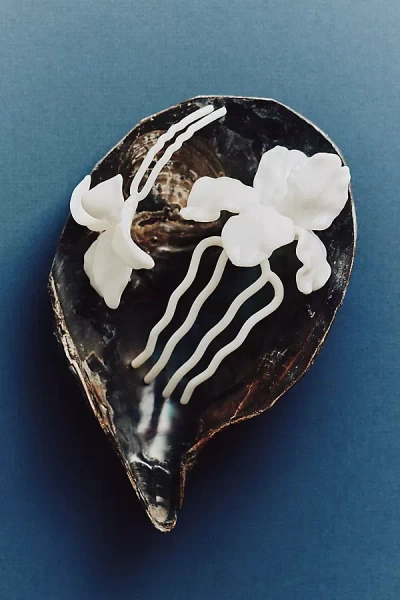 Twigs & Honey Large Floral Hair Pin Set In White