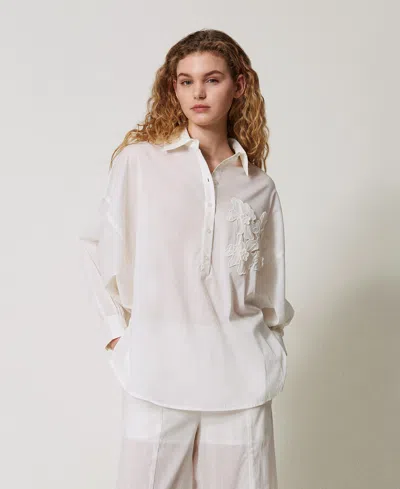 Twinset Blouse En Mousseline Avec Fleurs Brodées In White
