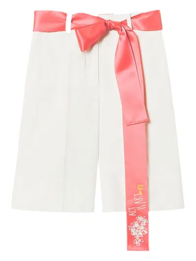 Twinset Bow-embellished Shorts In 白色