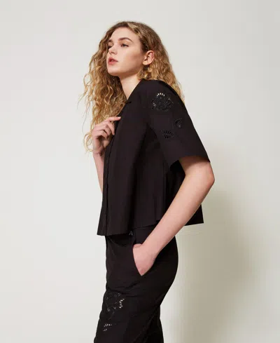 Twinset Chemise Cropped En Popeline Avec Broderie In Black