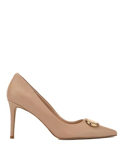 Twinset Leather Pumps With Logo In Beige