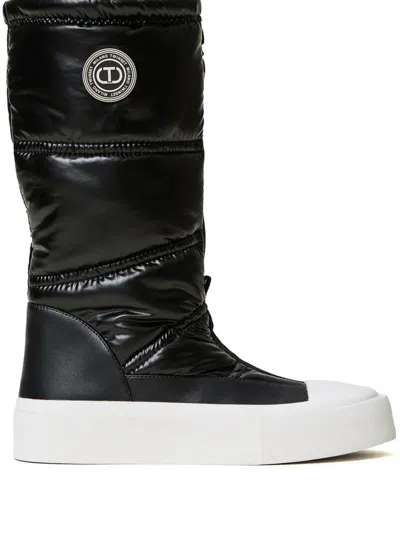 Twinset Logo-appliqué Padded Boots In Black