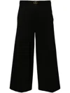 Twinset Logo-plaque Cropped Trousers In Black