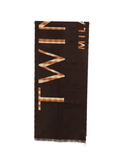 Twinset Logo-intarsia Fringed Scarf In Brown